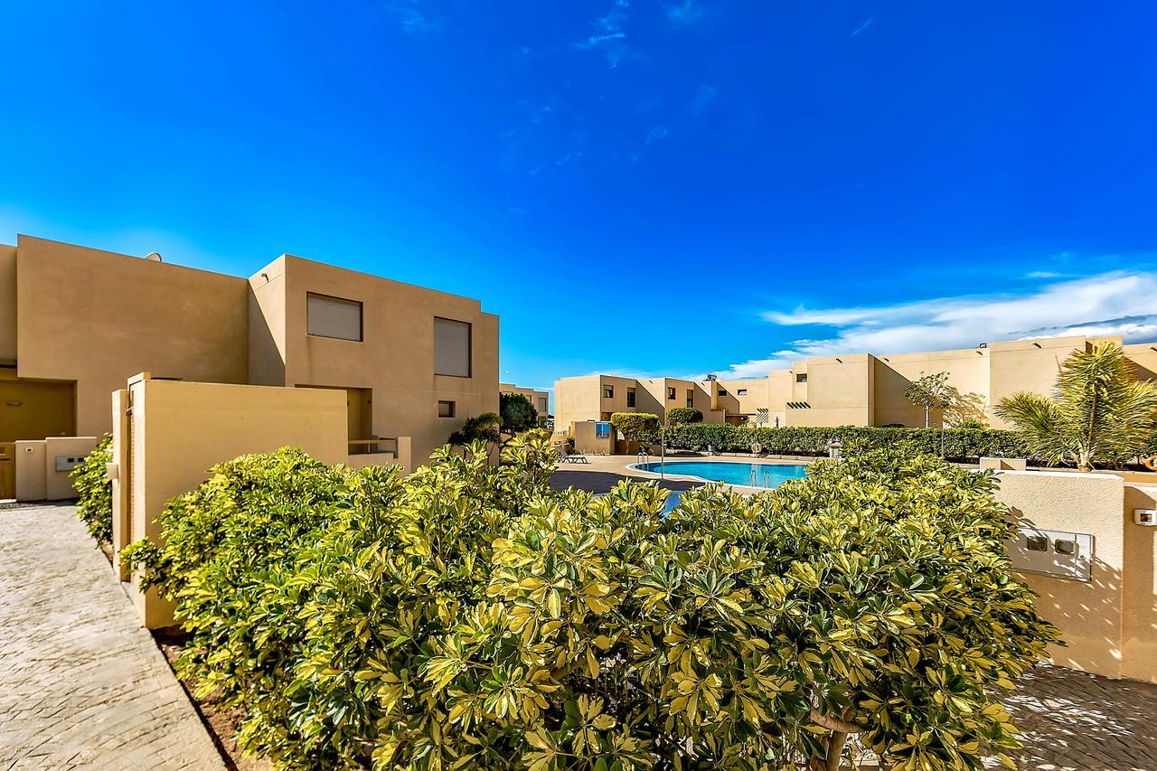 Family Townhouse La Tejita Apartment Ngoại thất bức ảnh